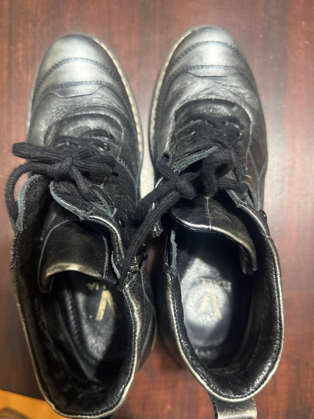 Women’s V Italia Gunmetal Pewter Black Leather Boots with Side Zipper Size 9/40 - Picture 4 of 8